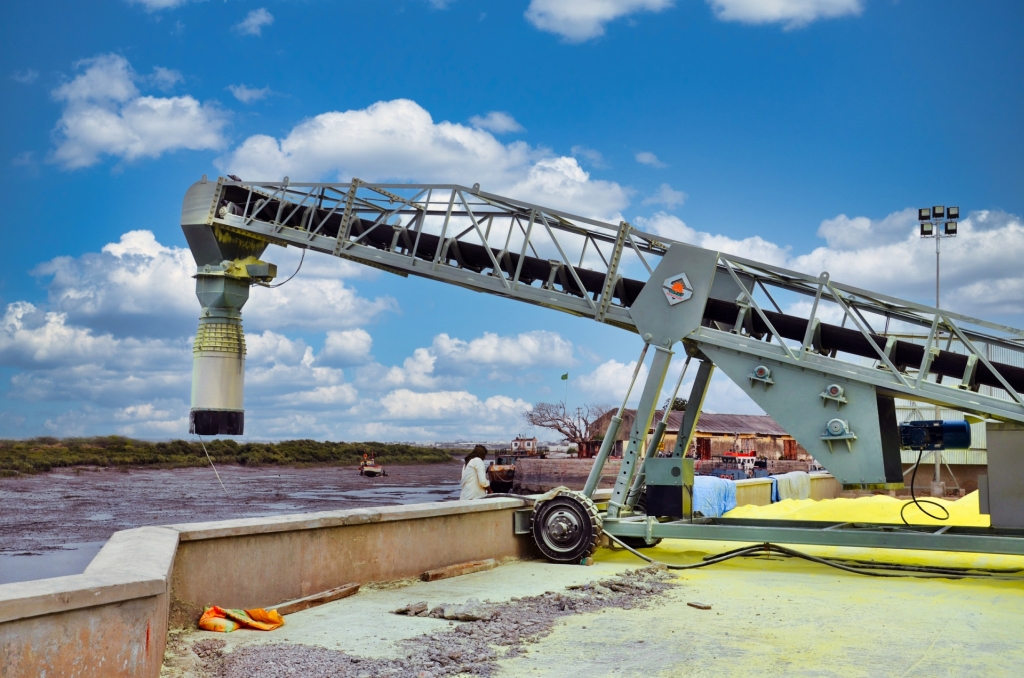 port conveying system